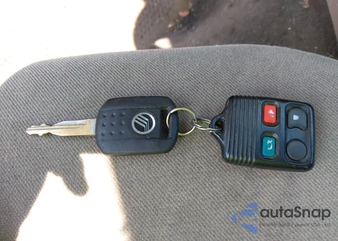 2003 Mercury Sable Gs z USA, uszkodzony, nr VIN 1MEFM50U83A604746